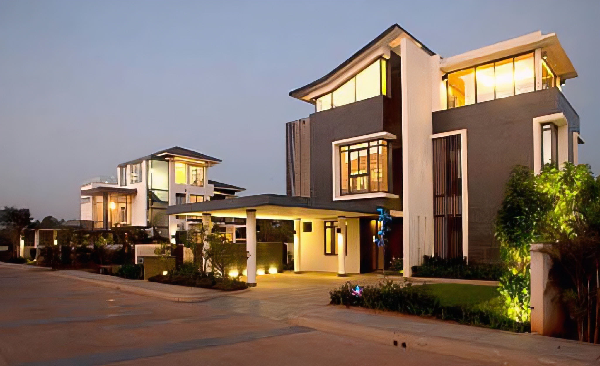 Luxury Delhi NCR skyline